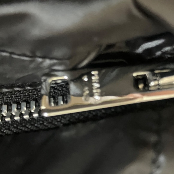 Prada Re-Nylon Puffer Down Jacket Black Size 44 New with Tags! - Picture 4 of 16